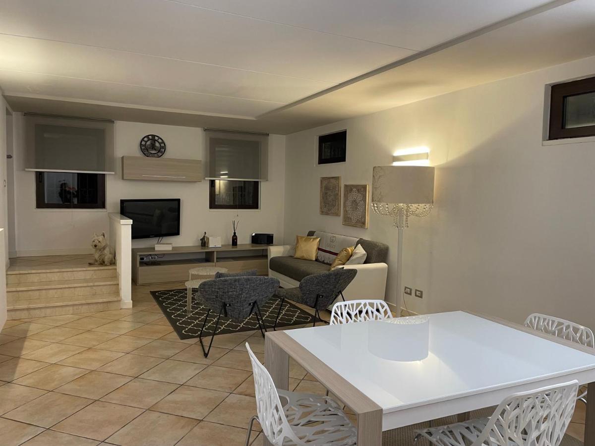 Villa Maddalena Ome Екстериор снимка